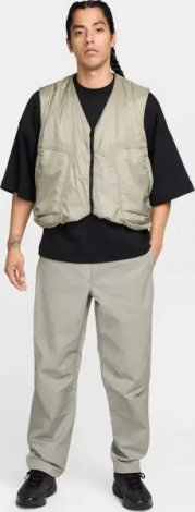 Жилетка Nike TECH WOVEN хаки HM4262-320