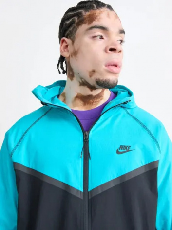 Вітровка Nike TECH WOVEN JACKET бірюзово-чорна HM7151-345