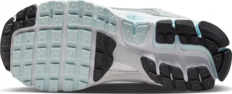 Кросівки підліткові Nike VOMERO 5 (GS) блакитно-біло-сірі HQ3255-043