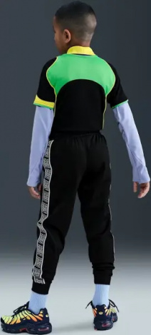 Спортивні штани підліткові Nike SPORTSWEAR CLUB DRI-FIT JOGGERS чорні HQ9322-010