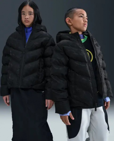 Куртка подростковая Nike SPORTSWEAR ALL DAY PLAY THERMA-FIT LOOSE-FIT черная HQ9374-010