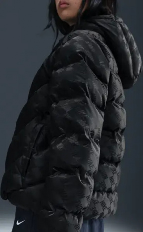 Куртка подростковая Nike SPORTSWEAR ALL DAY PLAY THERMA-FIT LOOSE-FIT черная HQ9374-010