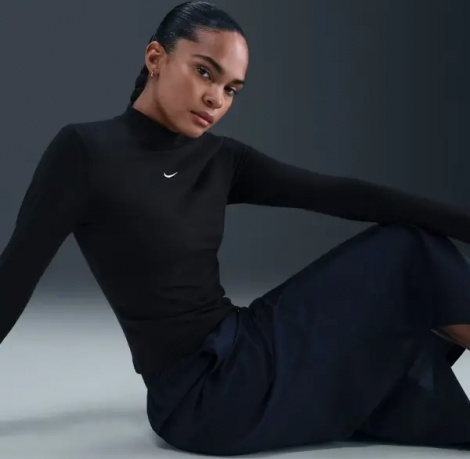 Лонгслив женский Nike SPORTSWEAR CHILL KNIT SLIM черный HV5027-011