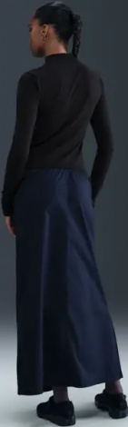 Лонгслив женский Nike SPORTSWEAR CHILL KNIT SLIM черный HV5027-011