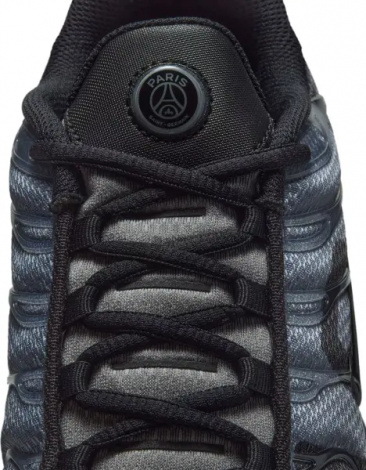 Кроссовки Nike PARIS SAINT-GERMAIN AIR MAX PLUS PREMIUM темно-серо-черные IB2253-001