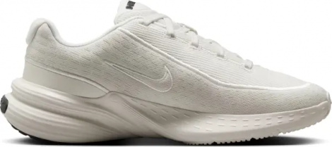 Кросівки жіночі Nike UPLIFT SC кремові IB2766-002