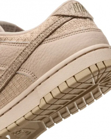 Кроссовки женские Nike DUNK LOW светло-коричневые IB7947-126