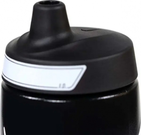 Бутылка для воды Nike REFUEL BOTTLE GRIP 18 OZ 532 мл черная N.100.9955.091.18