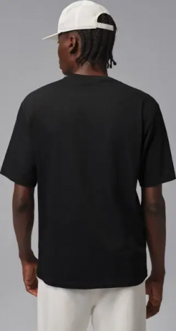 Футболка Nike JORDAN чорно-біла IF5568-010