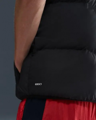 Жилетка Nike SPORTSWEAR CLUB THERMA-FIT черная IB2977-010