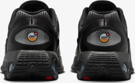 Кросівки підліткові Nike AIR MAX DN (GS) чорно-сірі HV6364-001