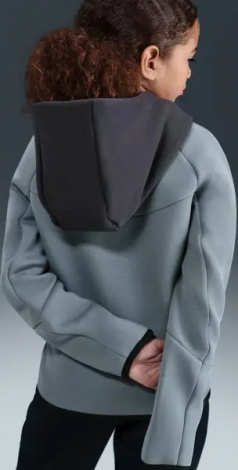 Спортивний костюм підлітковий Nike SPORTSWEAR TECH FLEECE димчасто-сіро-чорний HV5867-060__HV5869-060