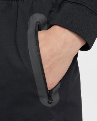 Спортивный костюм подростковый Nike TECH WOVEN черный HQ8911-010__HQ8921-010