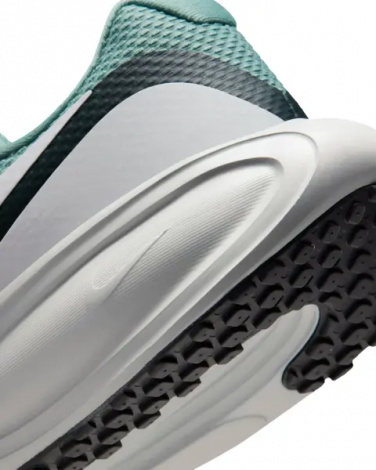 Кросівки бігові Nike REVOLUTION 8 м'ятно-чорно-білі HJ9198-007