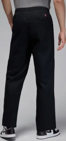 Спортивные штаны Nike JORDAN ESSENTIALS WOVEN черные HF9329-010