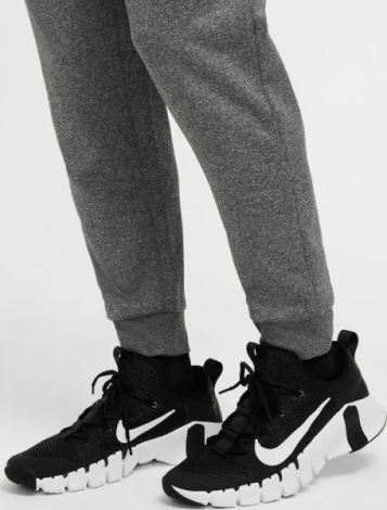 Спортивный костюм Nike THERMA-FIT SWOOSH FITNESS серый FZ1072-010__FZ1074-010