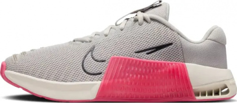 Кроссовки для тренировок женские Nike METCON 9 серо-розовые DZ2537-004