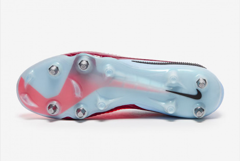 Футбольные бутсы Nike Phantom 6 Elite SG-Pro HV8988-400