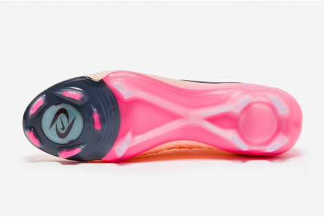 Футбольные бутсы Nike Phantom GX II Elite FG FJ2559-800