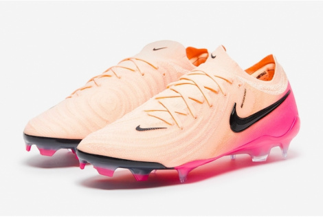 Футбольные бутсы Nike Phantom GX II Elite FG FJ2559-800