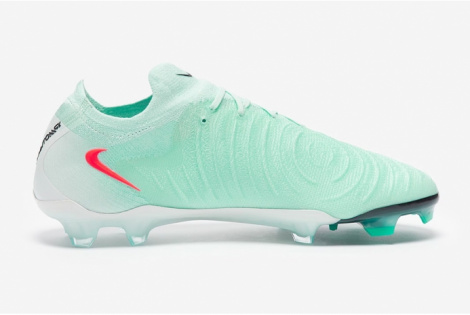 Футбольные бутсы Nike Phantom GX II Elite FG FJ2559-300