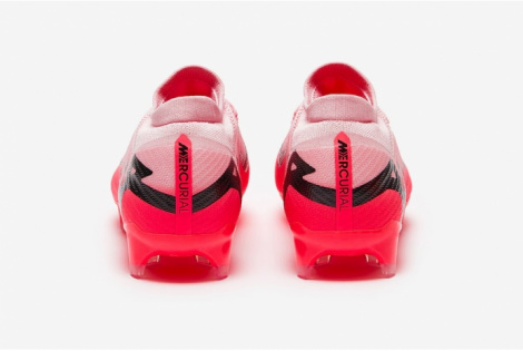 Футбольные бутсы Nike Air Zoom Mercurial Vapor 15 Pro FG DJ5603-601