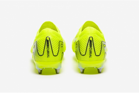Футбольные бутсы Nike Air Zoom Mercurial Vapor 16 Elite SG-Pro FQ8688-700