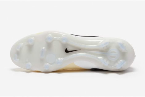 Футбольные бутсы Nike Tiempo Legend X Elite FG DV4328-700