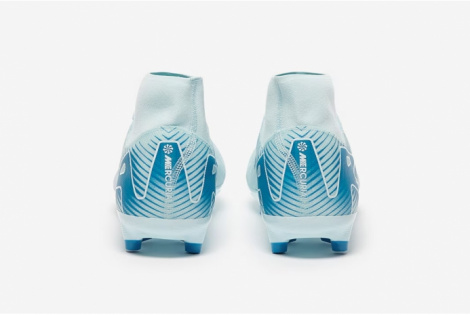 Футбольные бутсы Nike Air Zoom Mercurial Superfly X Academy MG FQ1456-400