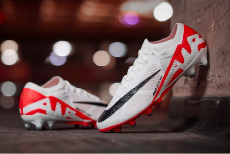 Футбольные бутсы Nike Air Zoom Mercurial Vapor 15 Elite FG DJ4978-600