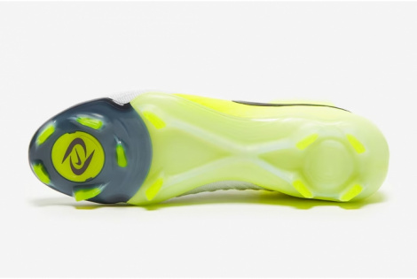 Футбольные бутсы Nike Phantom Luna II Elite FG FJ2572-003