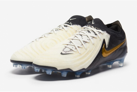 Футбольні бутси Nike Phantom GX II Elite AG-Pro FJ2554-100