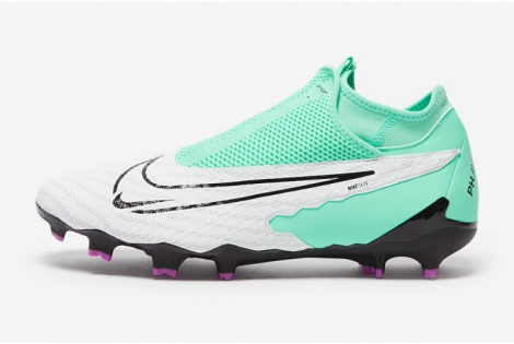 Футбольные бутсы Nike Phantom GX Academy DF MG DD9472-300