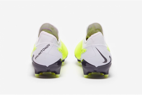 Футбольные бутсы Nike Phantom GX Pro FG DD9463-705