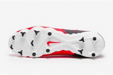 Футбольные бутсы Nike Phantom GX Academy DF MG DD9472-600