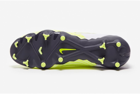 Футбольні бутси Nike Phantom GX Academy DF MG DD9472-705