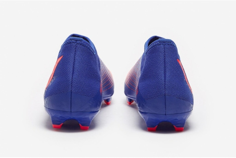 Футбольні бутси Adidas Predator Edge.3 Laceless FG GW2278