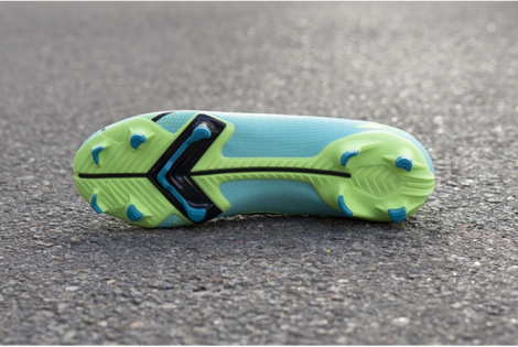 Футбольные бутсы Nike Mercurial Vapor 14 Academy MG CU5691-403