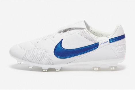 Футбольні бутси Nike Premier III FG (ШКІРА) HM0265-103