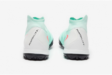 Сороконіжки Nike Phantom Luna II Academy TF FJ2566-300