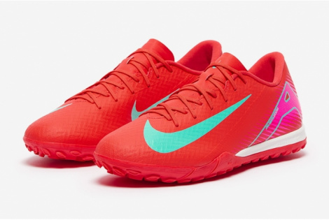 Сороконіжки Nike Air Zoom Mercurial Vapor 16 Academy TF FQ8449-800