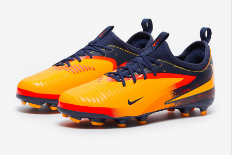 Детские футбольные бутсы Nike Phantom 6 Academy x Haaland MG Junior HQ2032-800
