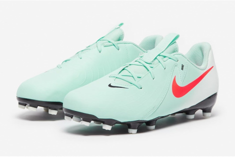 Дитячі футбольні бутси Nike Phantom GX II Academy MG Junior FD6722-300