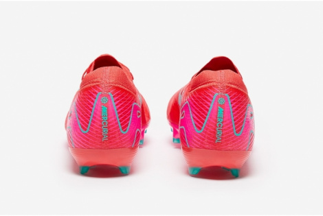 Детские футбольные бутсы Nike Air Zoom Mercurial Vapor 16 Pro FG Junior HF5448-800