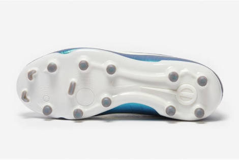 Детские футбольные бутсы Nike Tiempo Legend X Academy FG x Emerald Junior FN5922-300