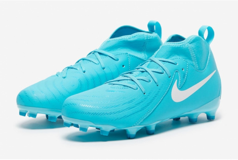 Дитячі футбольні бутси Nike Phantom Luna II Academy MG Junior FJ2603-400