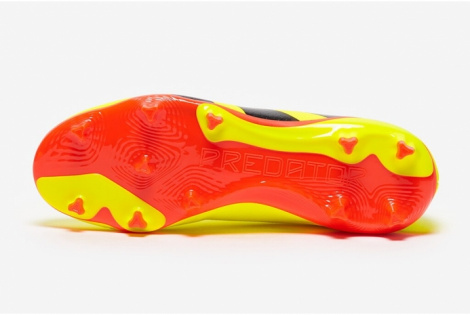 Дитячі футбольні бутси Adidas Predator League FG Junior IG7747