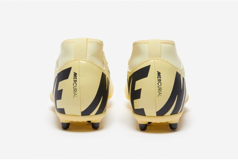 Дитячі футбольні бутси Nike Mercurial Superfly 9 Club MG Junior DJ5959-700