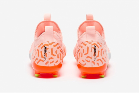 Детские футбольные бутсы Nike Air Zoom Mercurial Vapor 15 Academy NU MG Junior DZ3470-800