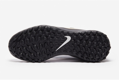 Детские сороконожки Nike Phantom GX II Academy TF Junior FJ2608-100